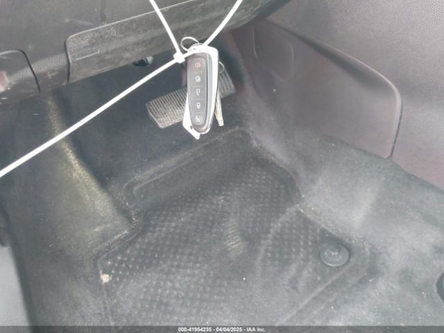 1FADP3J25JL279384 Ford Focus Titanium