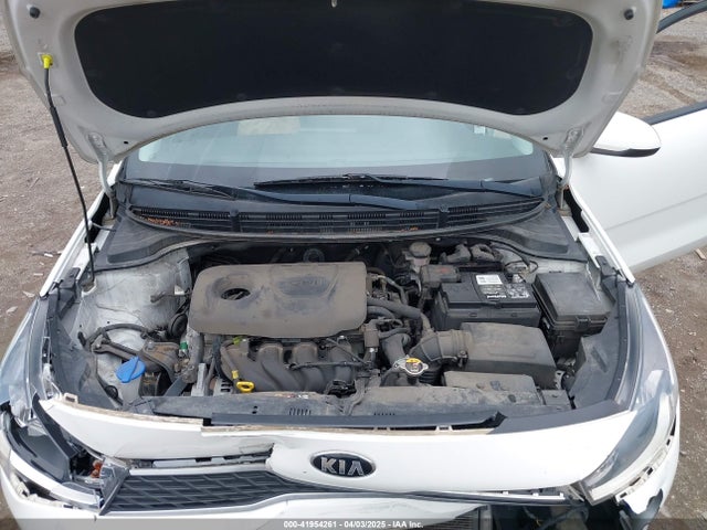 3KPA24AB2JE095126 KIA RIO S