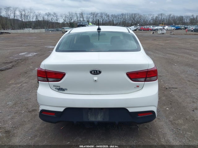 3KPA24AB2JE095126 KIA RIO S