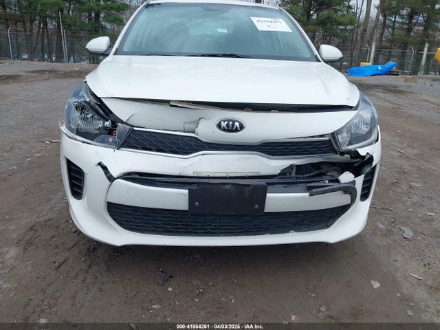3KPA24AB2JE095126 KIA RIO S