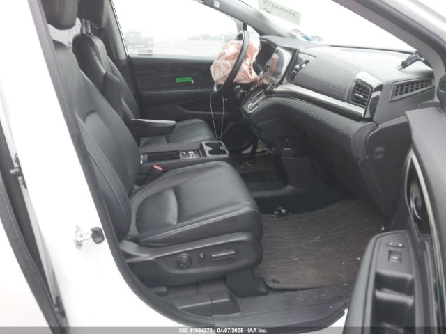 5FNRL6H80MB033650 Honda Odyssey Touring