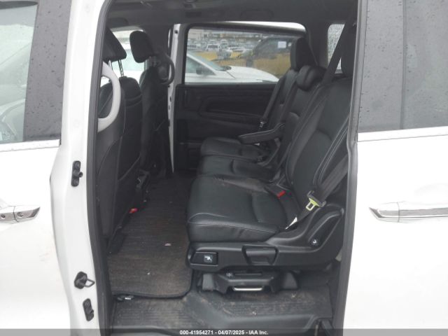 5FNRL6H80MB033650 Honda Odyssey Touring