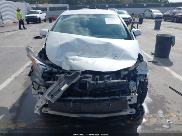 JTDKARFU7G3013485 Toyota Prius Three