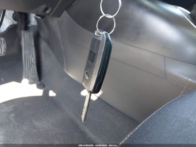 KNDJP3A54E7050698 KIA SOUL +