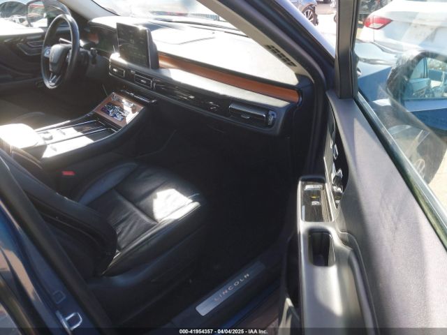 2020 LINCOLN AVIATOR 5LM5J7WC7LGL17162 Photo 4