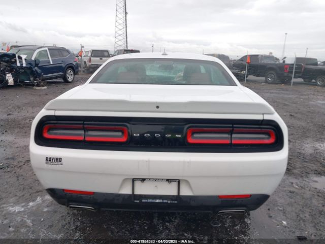 2C3CDZAGXMH501677 Dodge Challenger Sxt