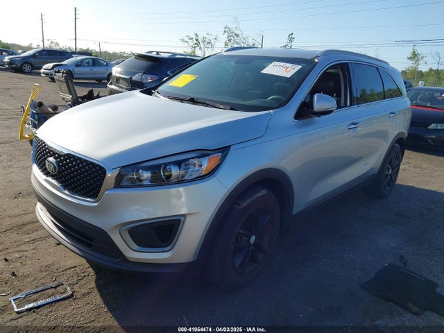 5XYPG4A57GG069736 KIA Sorento 3.3l Lx