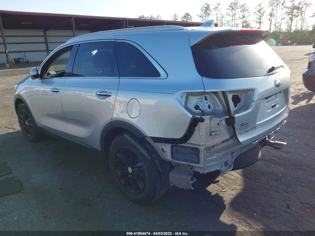 5XYPG4A57GG069736 KIA Sorento 3.3l Lx