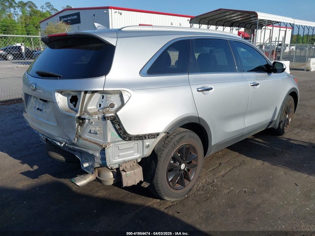 5XYPG4A57GG069736 KIA Sorento 3.3l Lx