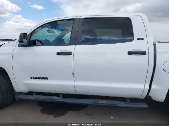 5TFEM5F15HX111136 Toyota Tundra Sr5 4.6l V8