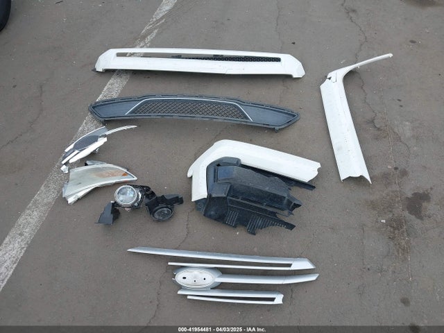 5TFEM5F15HX111136 Toyota Tundra Sr5 4.6l V8