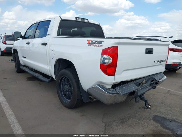 5TFEM5F15HX111136 Toyota Tundra Sr5 4.6l V8
