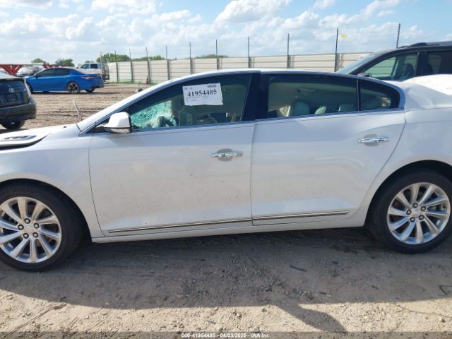 1G4GB5G30GF146827 Buick Lacrosse Leather