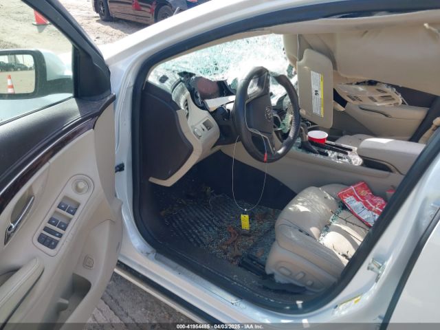 1G4GB5G30GF146827 Buick Lacrosse Leather