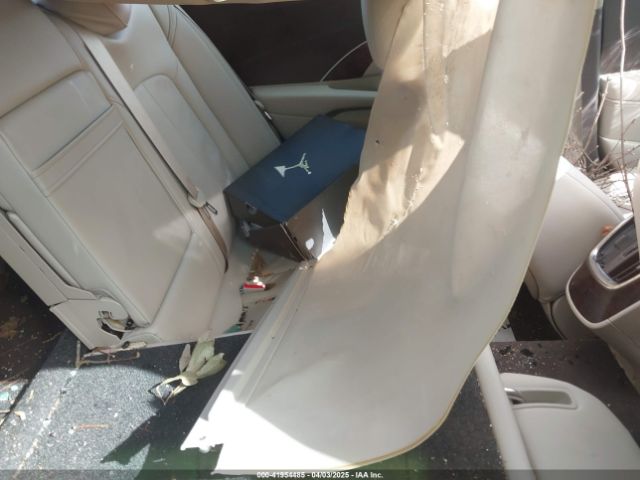 1G4GB5G30GF146827 Buick Lacrosse Leather