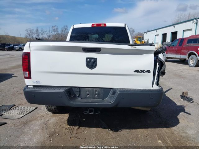 1C6RR7GG6NS182380 RAM 1500 Classic Warlock  4x4 6'4 Box
