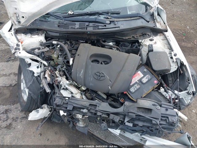 3MYDLBYV9HY175824 Toyota YARIS IA