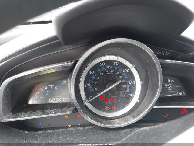 3MYDLBYV9HY175824 Toyota YARIS IA