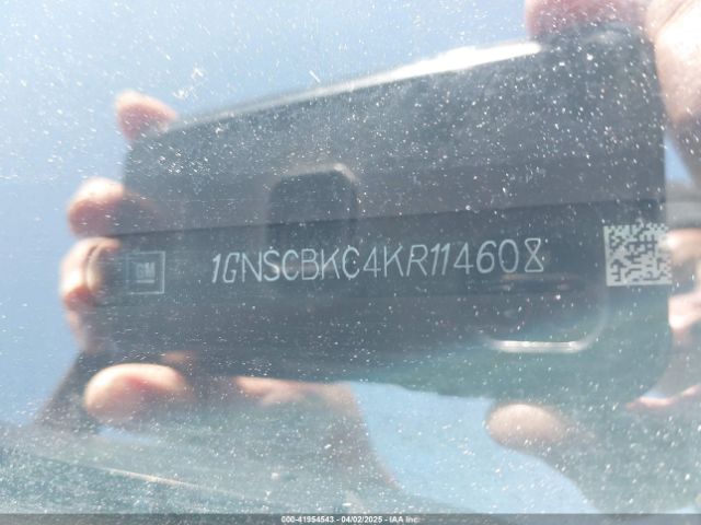 1GNSCBKC4KR114608 Chevrolet Tahoe Lt