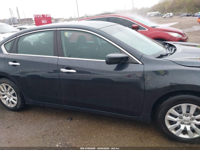 1N4AL3AP2HN320935 Nissan Altima 2.5 S