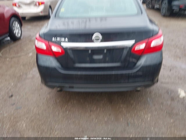 1N4AL3AP2HN320935 Nissan Altima 2.5 S