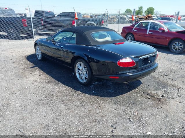 2002 JAGUAR XK8 SAJDA42C12NA30499 Photo 2