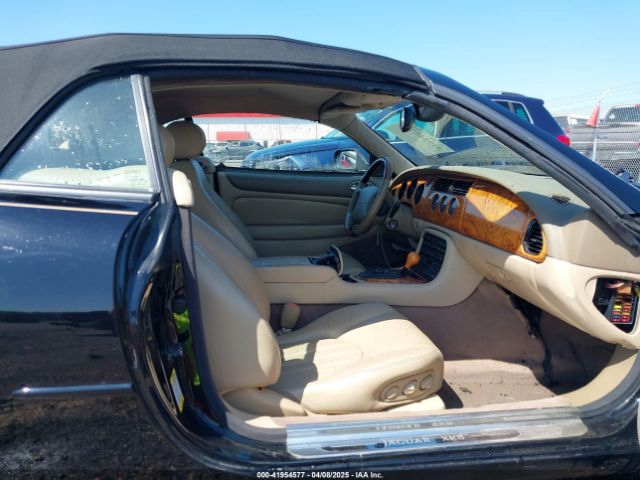 2002 JAGUAR XK8 SAJDA42C12NA30499 Photo 4