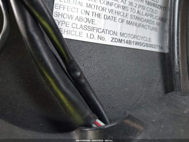 2016 DUCATI SUPERBIKE ZDM14B1W0GB002714 Photo 9