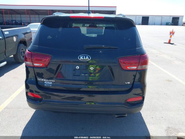 5XYPGDA59LG693676 KIA Sorento 3.3l S