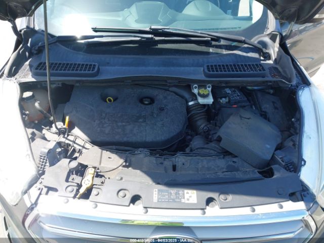 1FMCU9J94JUA56404 Ford Escape Titanium