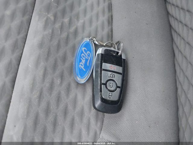1FMCU0G68NUB97989 Ford ESCAPE SE