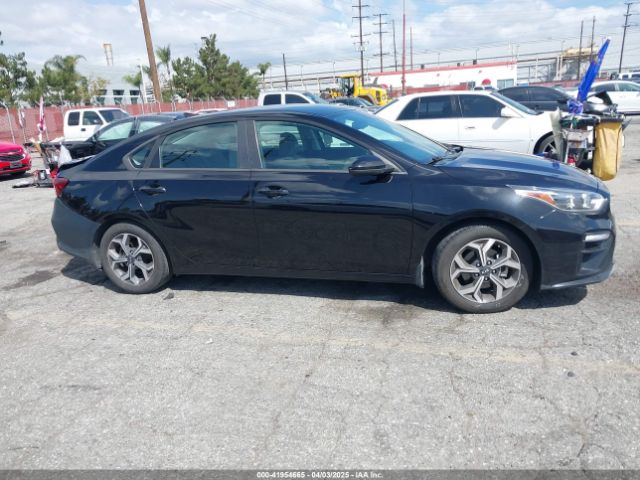 3KPF24AD7KE068190 KIA Forte Lxs