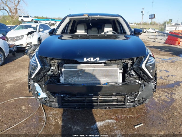 5XYK33DF6SG268127 KIA Sportage Ex