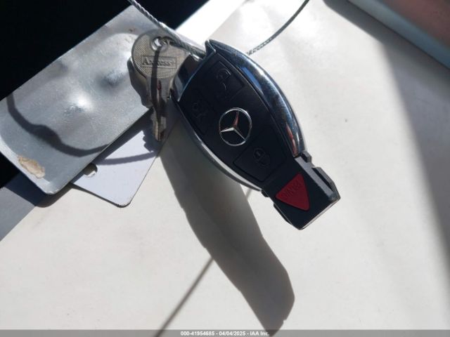 WDCGG5HB4FG411764 Mercedes-Benz GLK 350