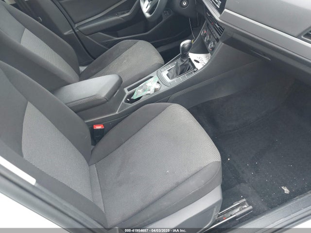 3VWC57BU7MM098161 Volkswagen Jetta 1.4t R-line/1.4t S/1.4t Se