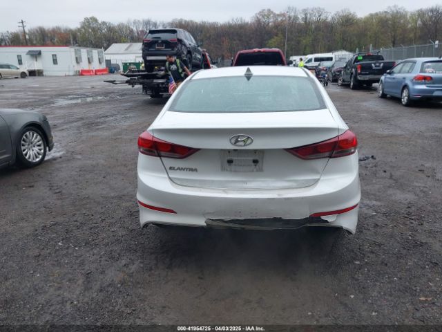 5NPD84LF1JH310714 Hyundai ELANTRA SEL