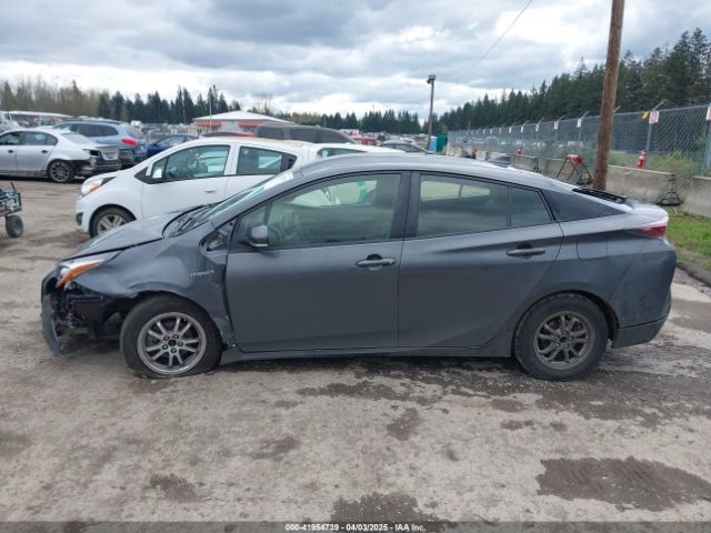 JTDKBRFUXG3000503 Toyota Prius Two