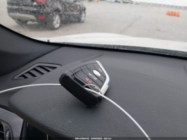 WBXHT3C35GP886144 BMW X1 Xdrive28i