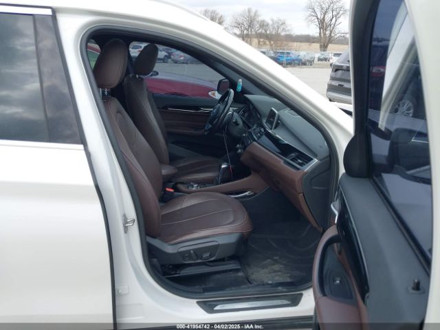 WBXHT3C35GP886144 BMW X1 Xdrive28i