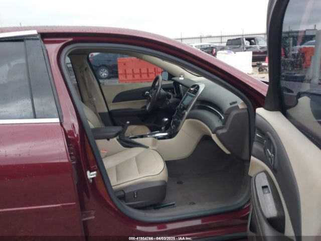 1G11D5SL3FF104848 Chevrolet MALIBU 2LT