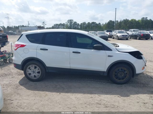 1FMCU0F79GUC72860 Ford ESCAPE S