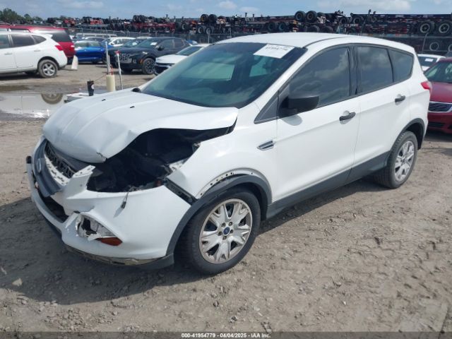 1FMCU0F79GUC72860 Ford ESCAPE S