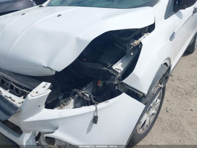 1FMCU0F79GUC72860 Ford ESCAPE S
