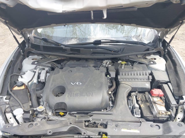 1N4AA6AP9GC406406 Nissan Maxima 3.5 Sv