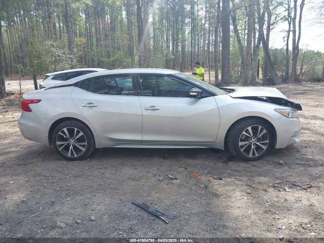 1N4AA6AP9GC406406 Nissan Maxima 3.5 Sv
