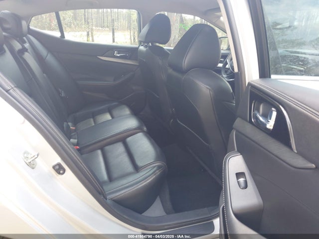 1N4AA6AP9GC406406 Nissan Maxima 3.5 Sv