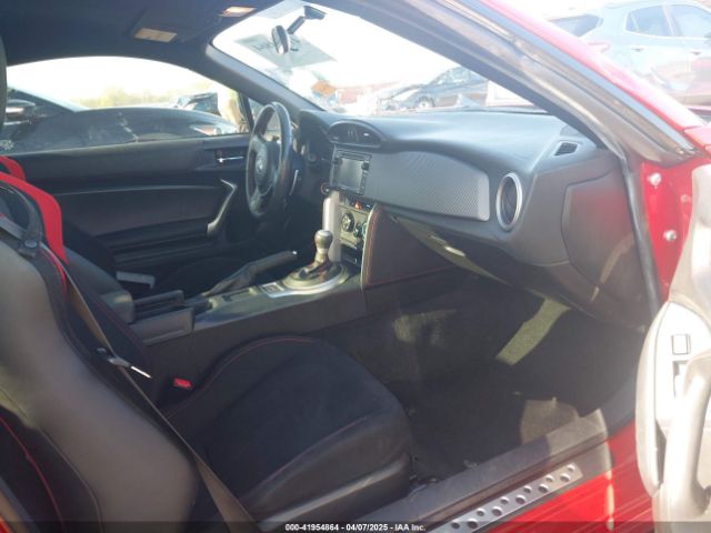JF1ZNAA15F8704667 Scion FR-S