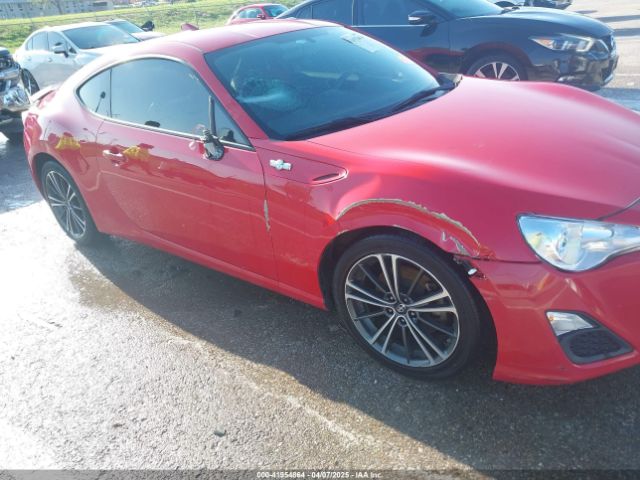 JF1ZNAA15F8704667 Scion FR-S