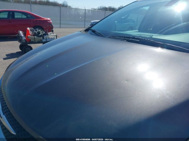 2C4RC1DG0HR587782 Chrysler Pacifica Touring