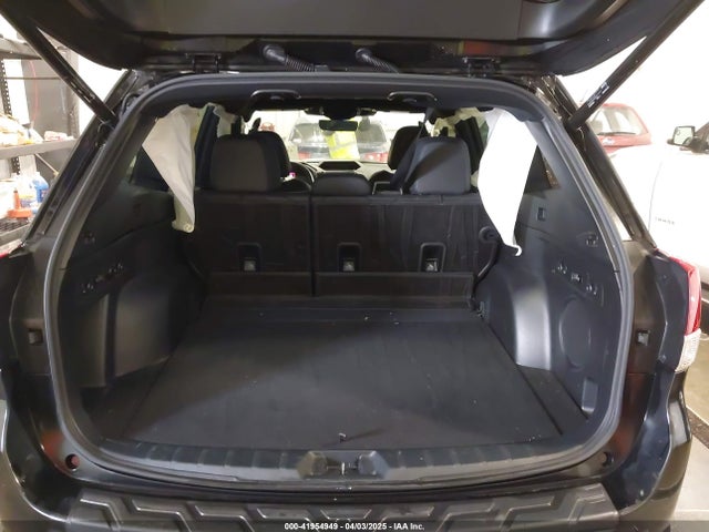Subaru Forester Wilderness 2022 JF2SKAMC2NH406983 Image 17
